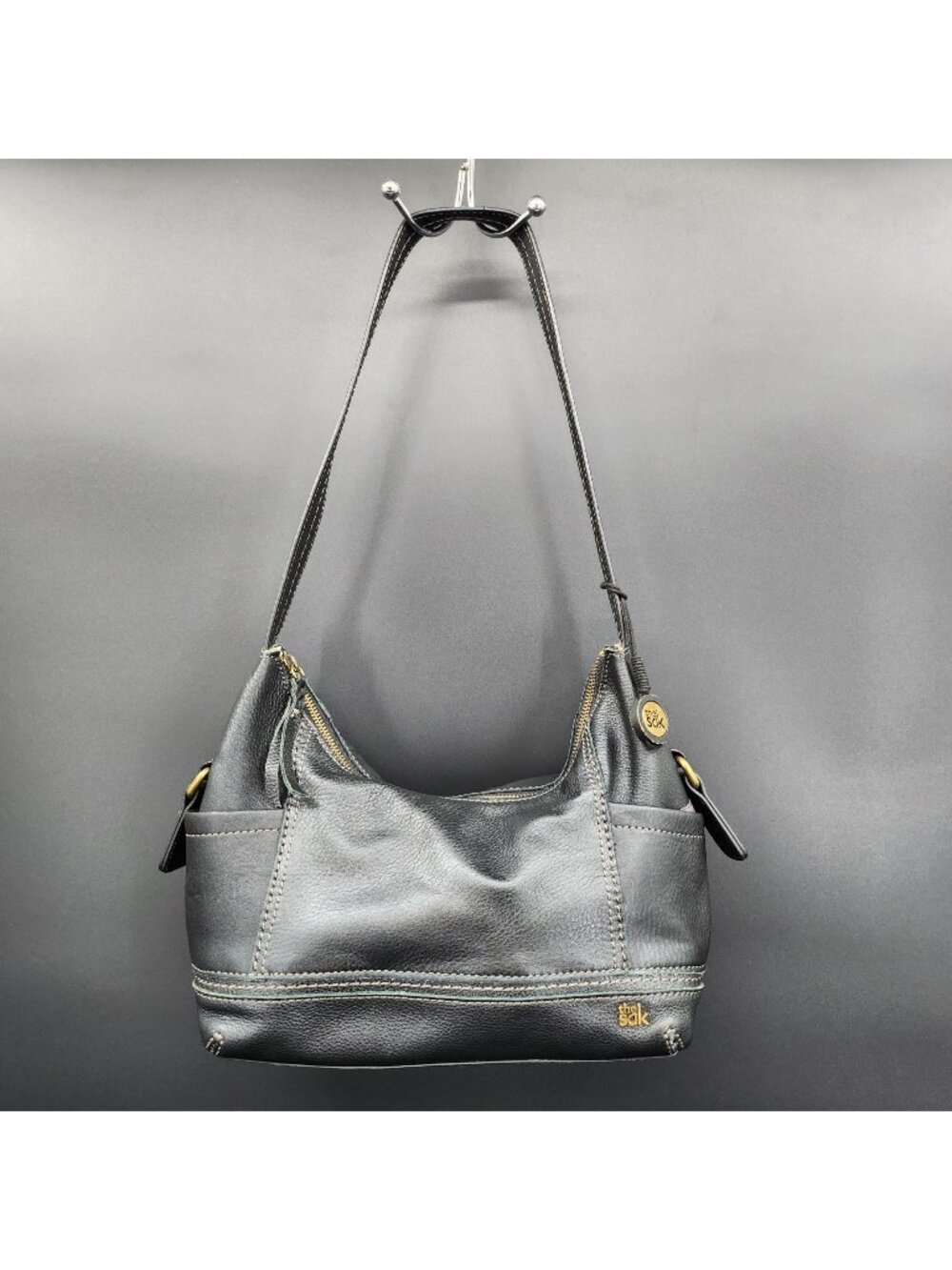 The Sak Kendra Hobo Pebbled Leather Handbag Purse Shoulder Pockets Zip Lined